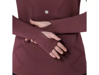 DLOUHÝ RUKÁV S BEZEŠVÝM DOPRAVNÍM SYSTÉMEM