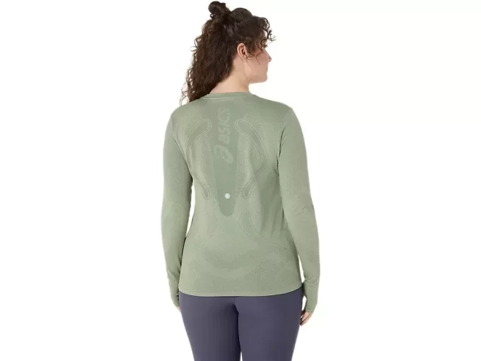 DLOUHÝ RUKÁV S BEZEŠVÝM DOPRAVNÍM SYSTÉMEM