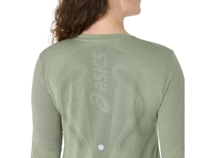 DLOUHÝ RUKÁV S BEZEŠVÝM DOPRAVNÍM SYSTÉMEM