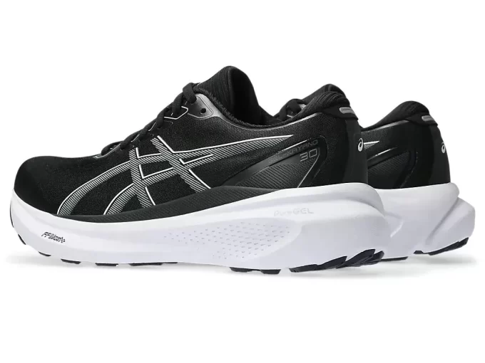 GEL-KAYANO 30 TESTOVÁNO NA ÚZKÝCH SILNICÍCH GEL-KAYANO 30 TESTOVÁNO NA ÚZKÝCH SILNICÍCH