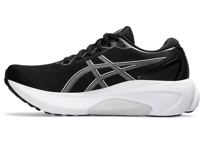 GEL-KAYANO 30 TESTOVÁNO NA ÚZKÝCH SILNICÍCH GEL-KAYANO 30 TESTOVÁNO NA ÚZKÝCH SILNICÍCH