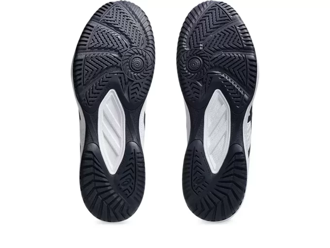 HORNÍ DVŮR 6 HORNÍ DVŮR 6