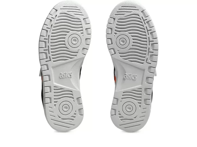 JAPONSKO PŘEDŠKOLNÍ VZDĚLÁVÁNÍ JAPONSKO PŘEDŠKOLNÍ VZDĚLÁVÁNÍ