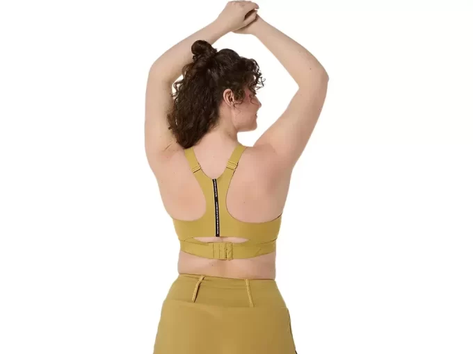 KOMBINOVANÁ PODPRSENKA NA SILNICI