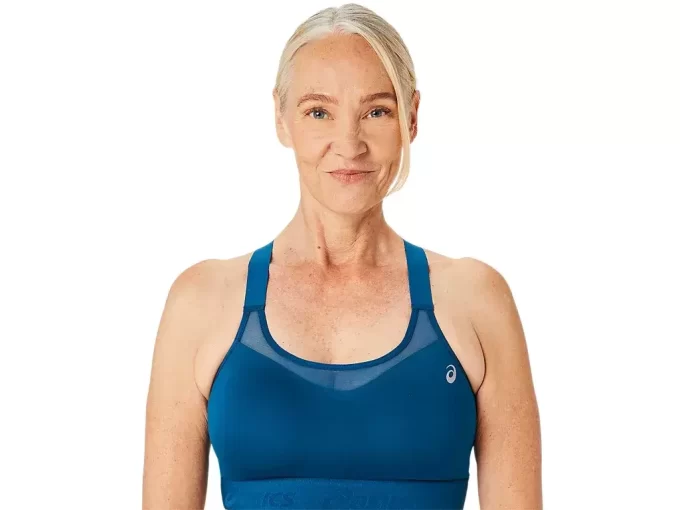 KOMBINOVANÁ PODPRSENKA NA SILNICI