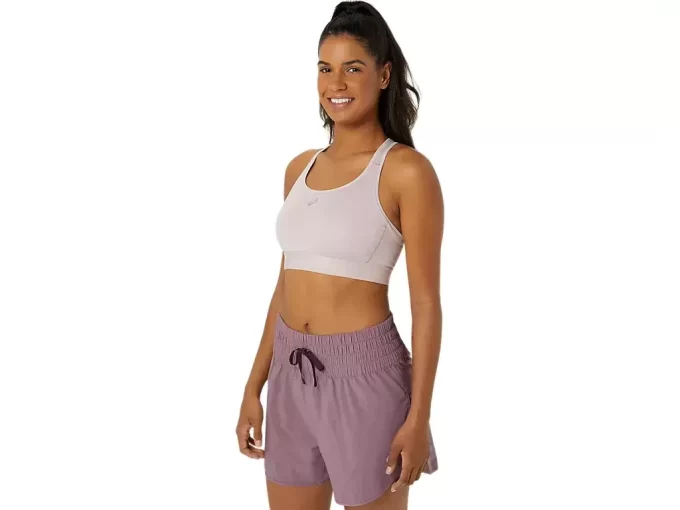 KOMPRESNÍ PODPRSENKA NA SILNICI