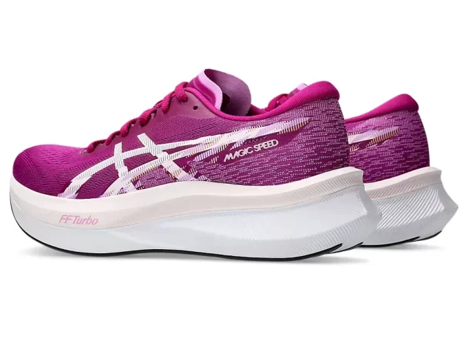 MAGICKÁ RYCHLOST 4 MAGICKÁ RYCHLOST 4