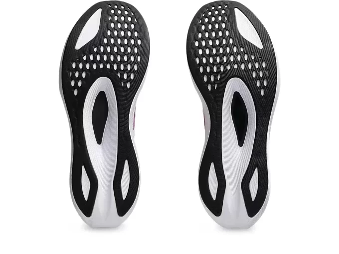 MAGICKÁ RYCHLOST 4 MAGICKÁ RYCHLOST 4