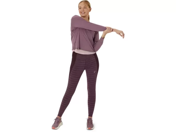 NAGINO TĚSNĚ BĚŽÍ NAGINO TĚSNĚ BĚŽÍ