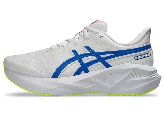 NOVABLAST 5 ASICS TRACK CLUB