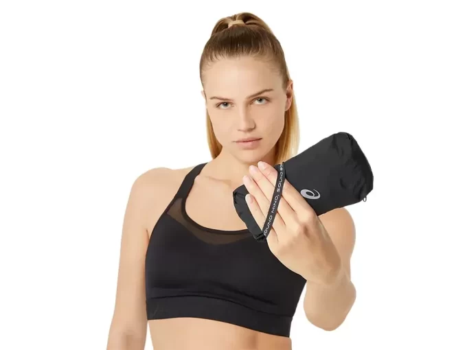 SBALITELNÁ BUNDA NA SILNICI