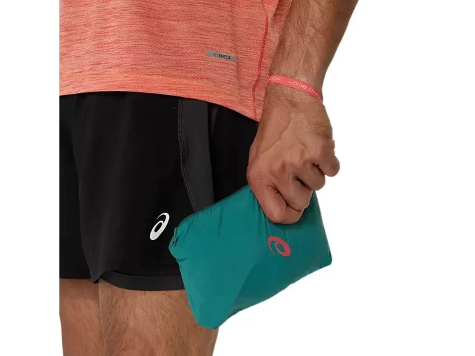 SBALITELNÁ BUNDA NA SILNICI