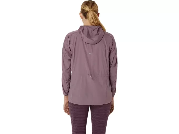 SBALITELNÁ BUNDA NA SILNICI