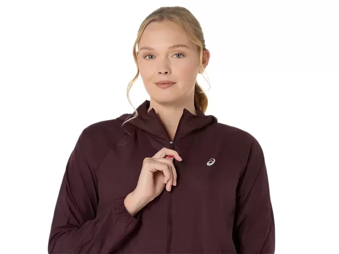 SBALITELNÁ BUNDA NA SILNICI