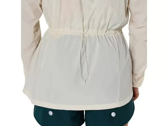 SBALITELNÁ BUNDA NA SILNICI