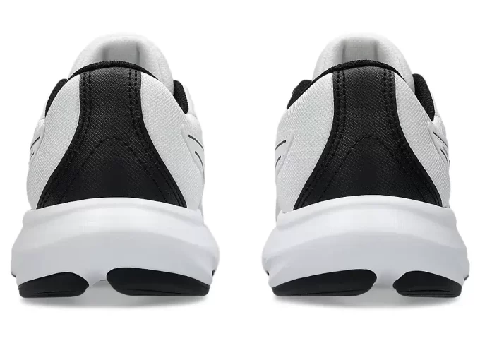 SOUBORUJTE 9. TŘIŽNÍ ŠKOLU