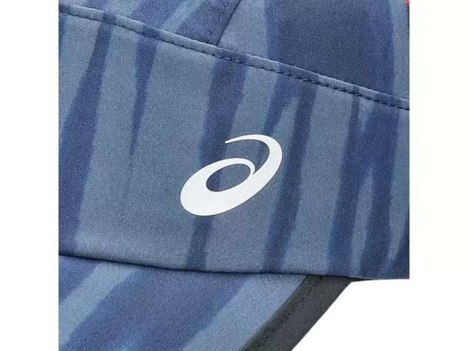 Tkaná čepice s grafickým potiskem