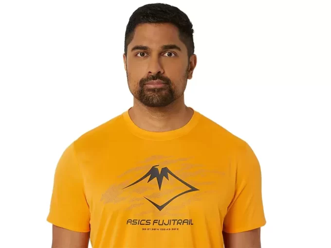 Top s krátkým rukávem a logem Fujitrail