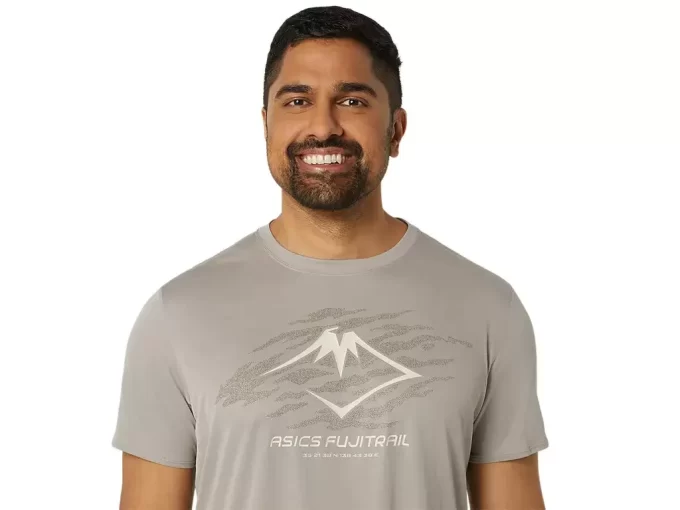 Top s krátkým rukávem a logem Fujitrail