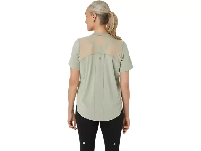 Top s krátkým rukávem a výstřihem do V