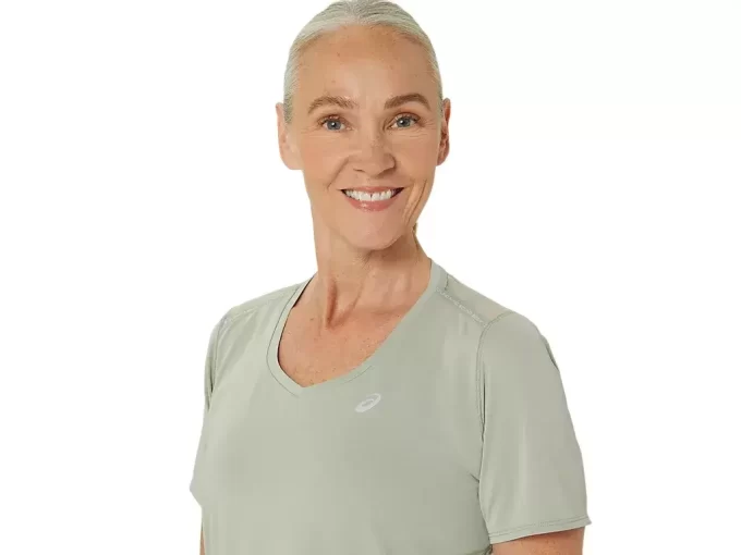 Top s krátkým rukávem a výstřihem do V