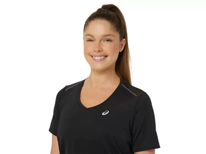 Top s krátkým rukávem a výstřihem do V