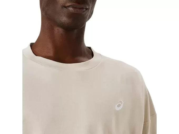 Tričko s výšivkou ASICS SPIRAL RELAX Tričko s výšivkou ASICS SPIRAL RELAX