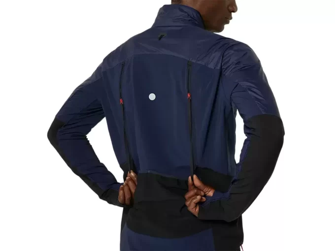 ZIMNÍ BUNDA NA SILNICI