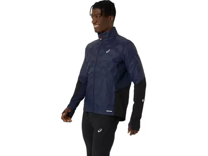 ZIMNÍ BUNDA NA SILNICI