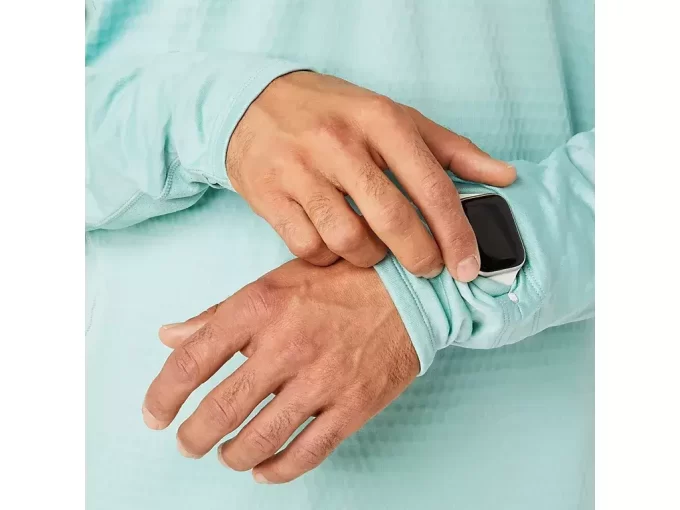 ZIMNÍ STŘEDNÍ VRSTVA S POLOVINOU NA ZIP