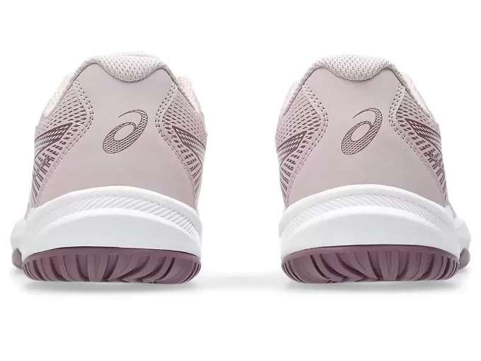 Základní škola Upcourt 6