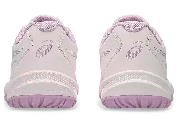 Základní škola Upcourt 6